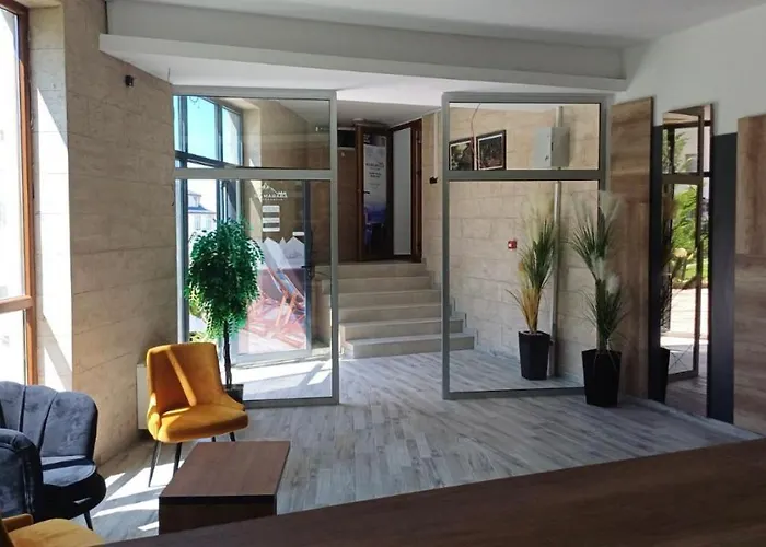 N-lux 66 Milmari * Копаоник