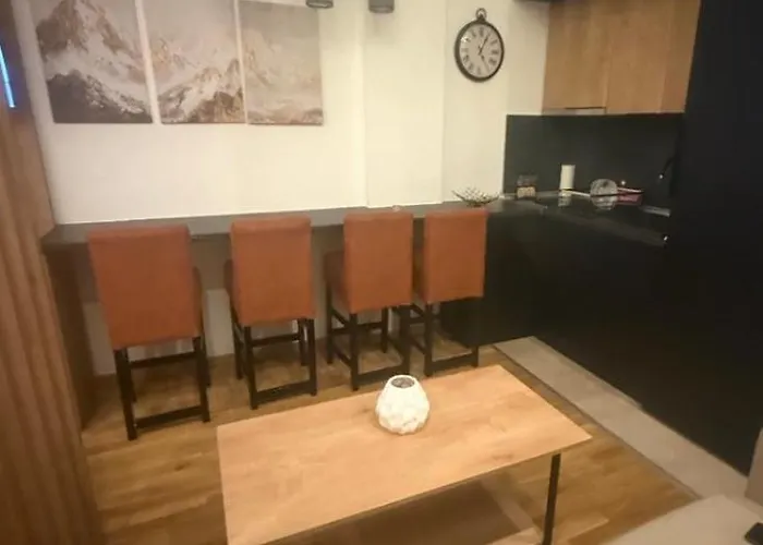 Апартаменты N-lux 66 Milmari